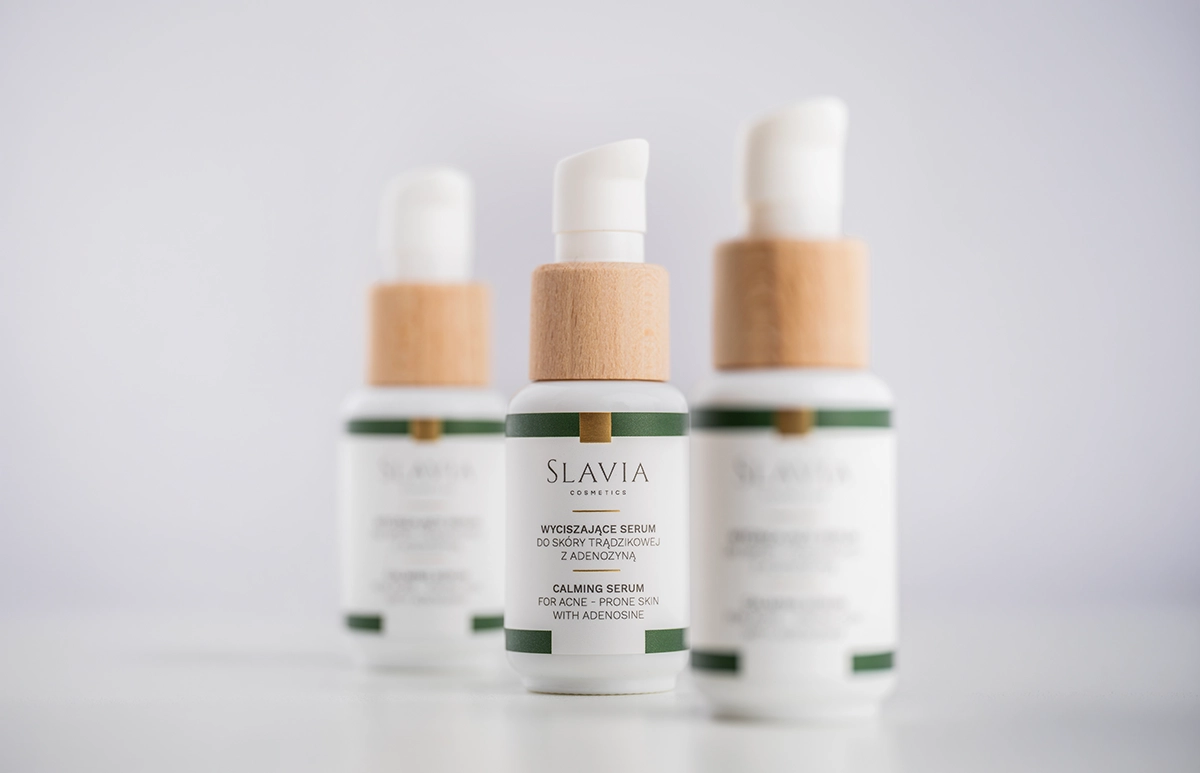 Wyciszające serum do skóry trądzikowej